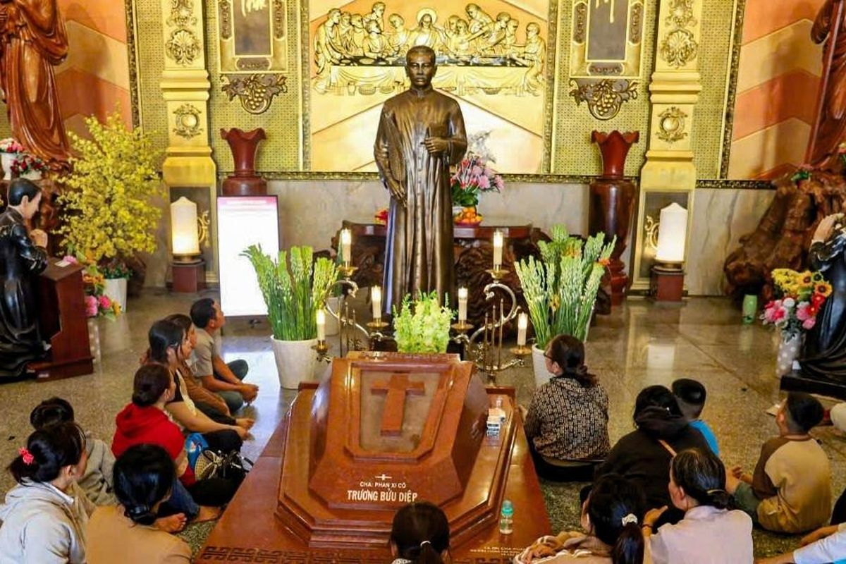 Trở về bên cha Diệp, bạn cầu nguyện điều gì?